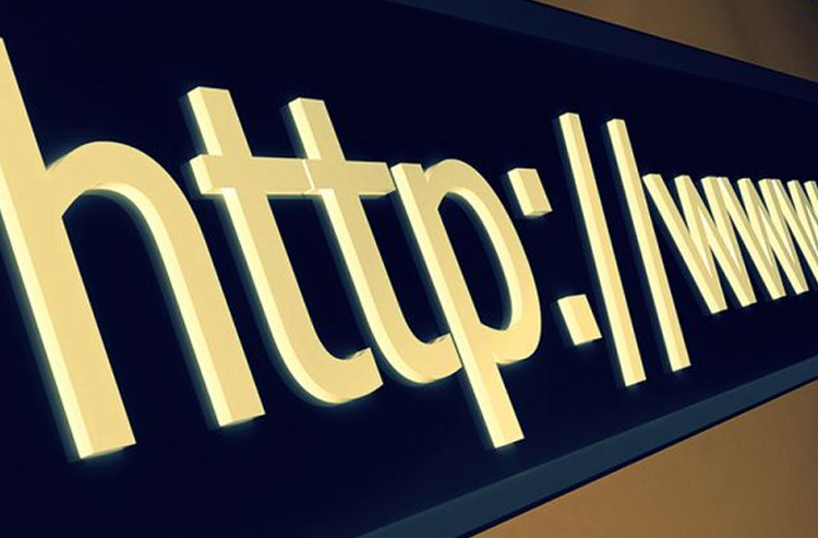 �}�ǾW(w��ng)վ���O(sh��)�ɹ�֮�������Ñ��w�����